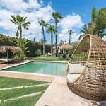 Le Petit Paradis - Villa With Private Pool